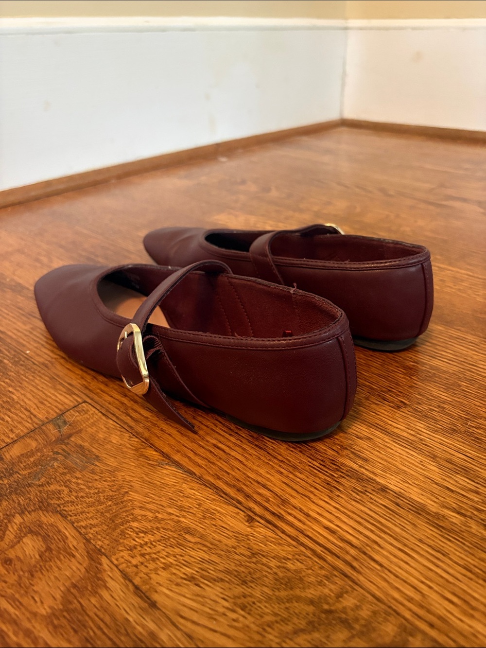 Old Navy Burgundy Mary Jane Flats with Buckle - Picture 2 of 3